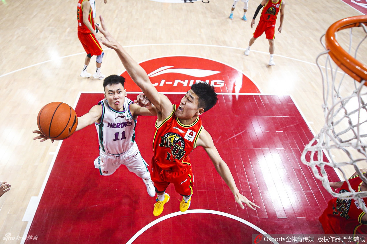 [CBA第15轮]山东111-105吉林 高诗岩砍35分17助攻