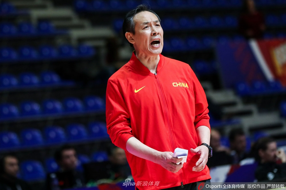 中国女篮主教练许利民