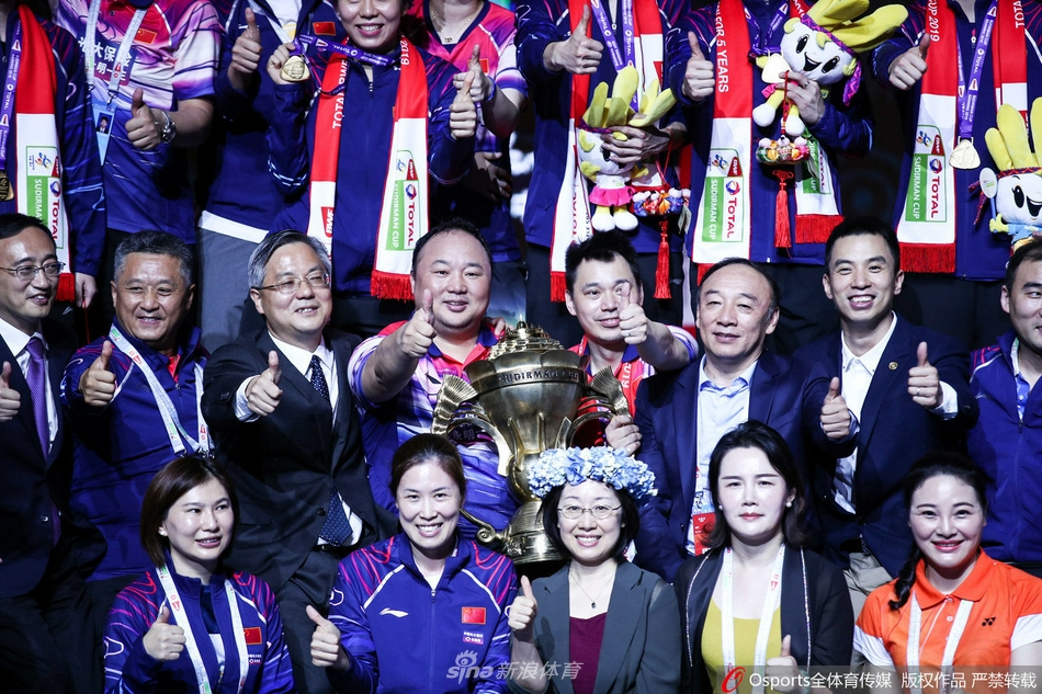 中国羽毛球队领队张军