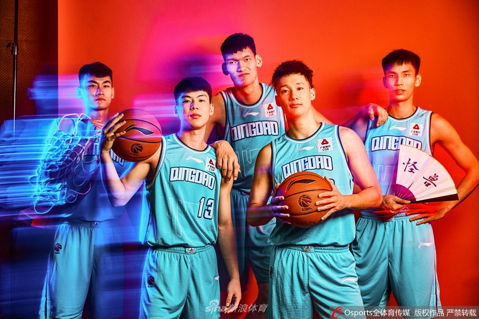 青岛每日优鲜队创意写真