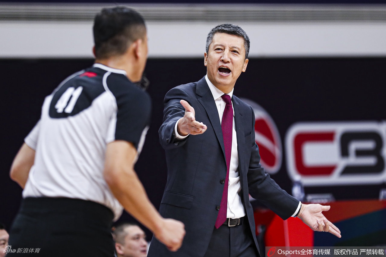CBA官方:郭士强被禁赛五场罚款两万