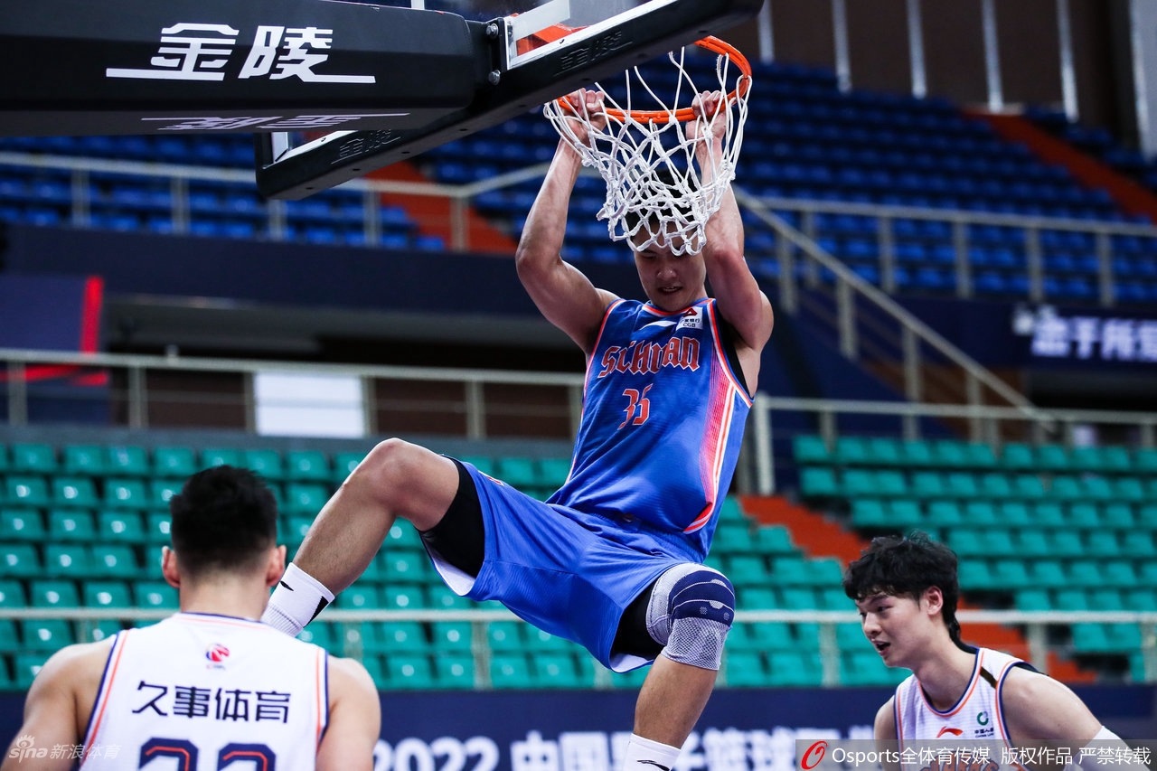 [CBA]上海115-97四川 王哲林21分13篮板