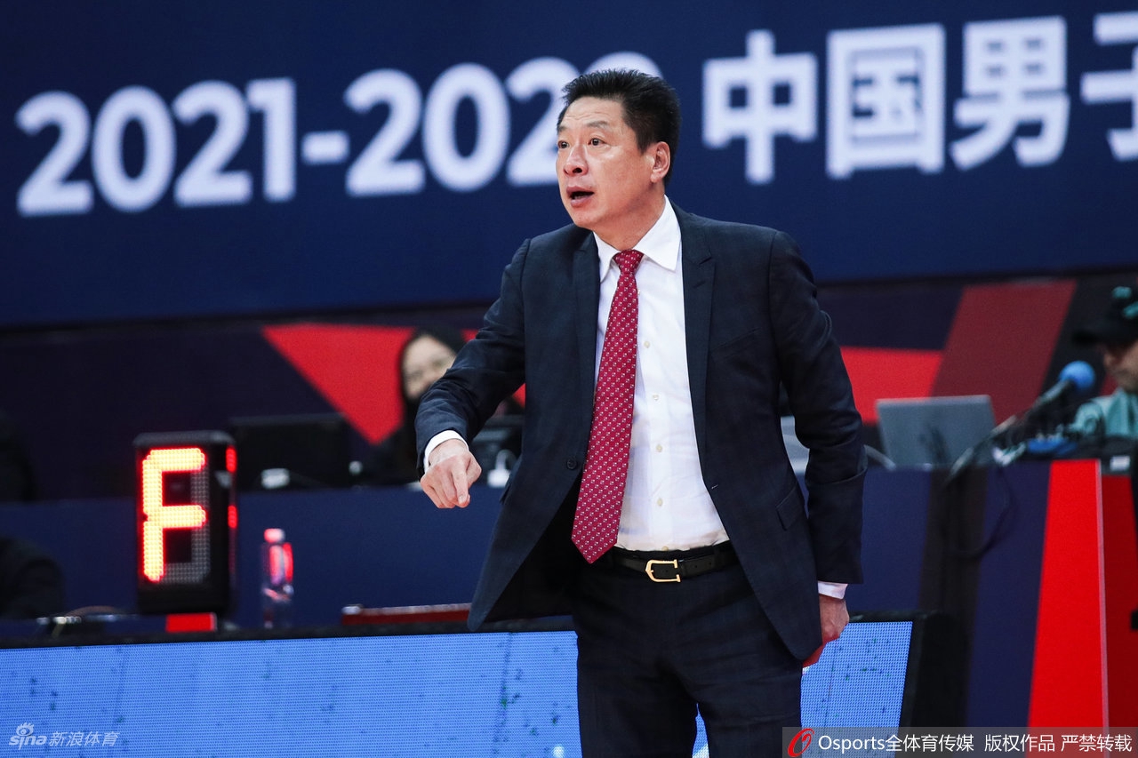 [CBA]上海115-97四川 王哲林21分13篮板