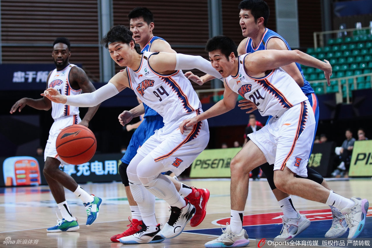 [CBA]上海115-97四川 王哲林21分13篮板