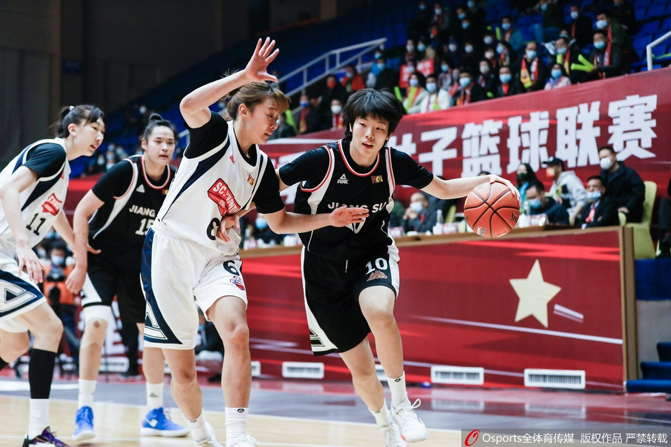 [WCBA联赛揭幕战]江苏南钢66：88负四川远达