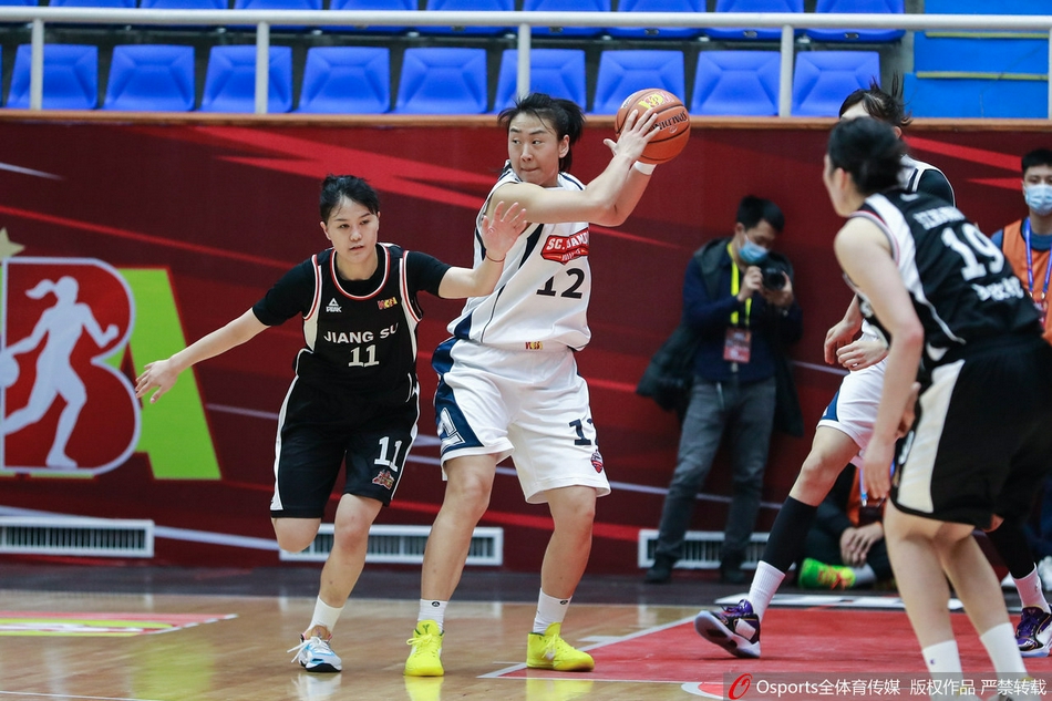[WCBA联赛揭幕战]江苏南钢66：88负四川远达
