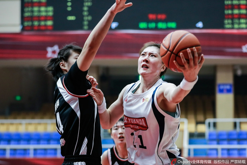 [WCBA联赛揭幕战]江苏南钢66：88负四川远达