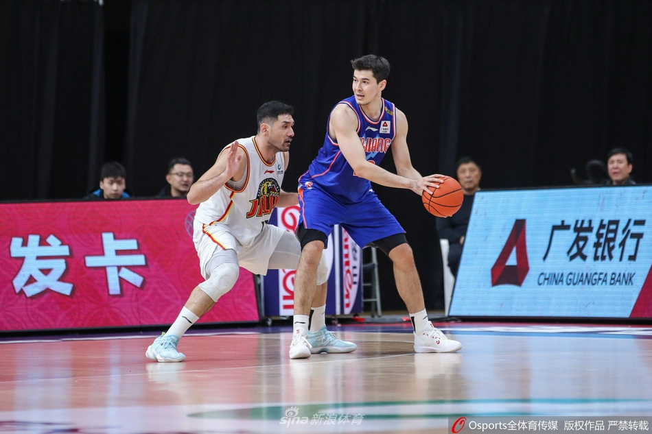 [CBA联赛]九台农商银行88：86胜新疆伊力王酒