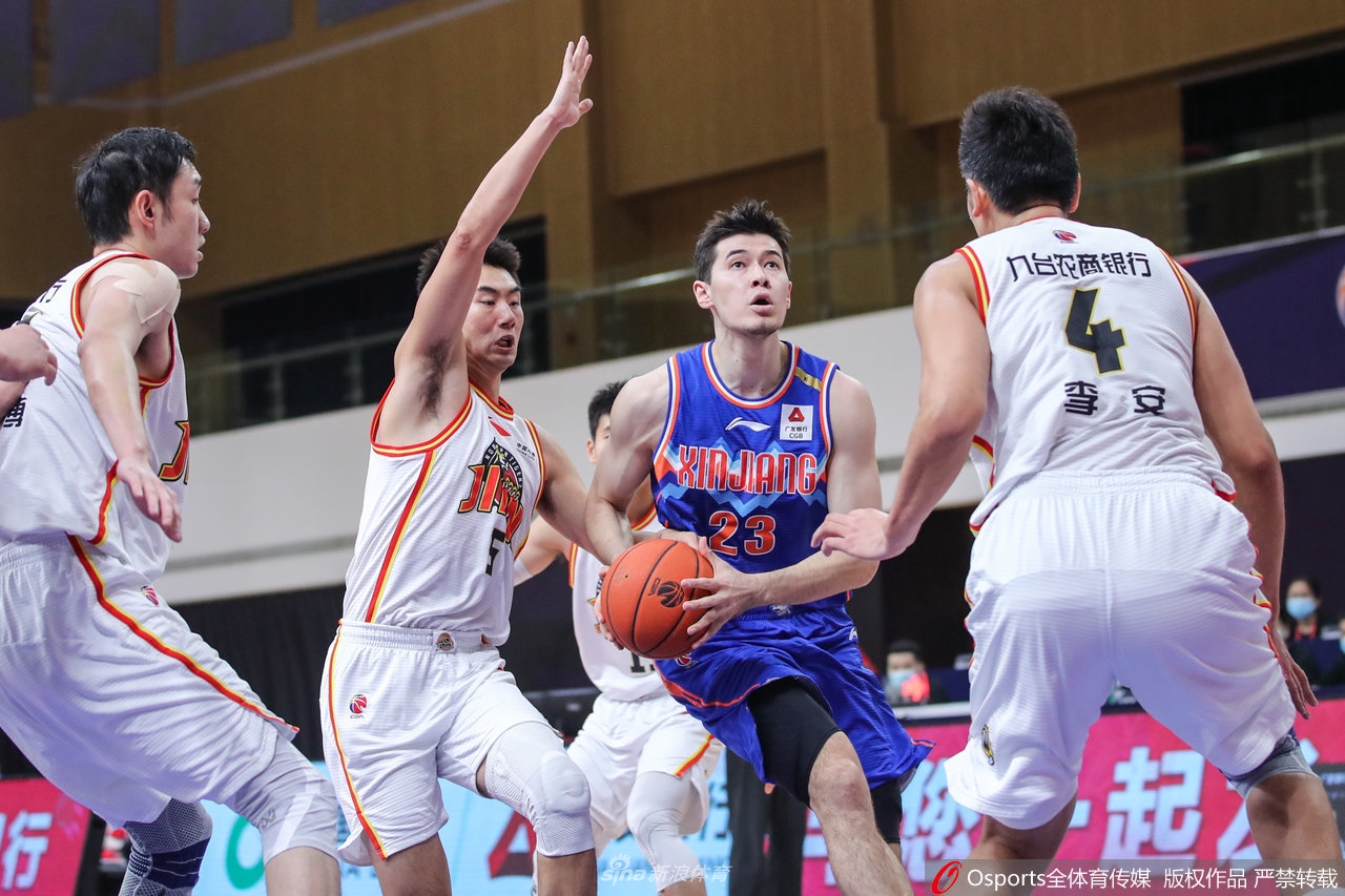 [CBA联赛]九台农商银行88：86胜新疆伊力王酒