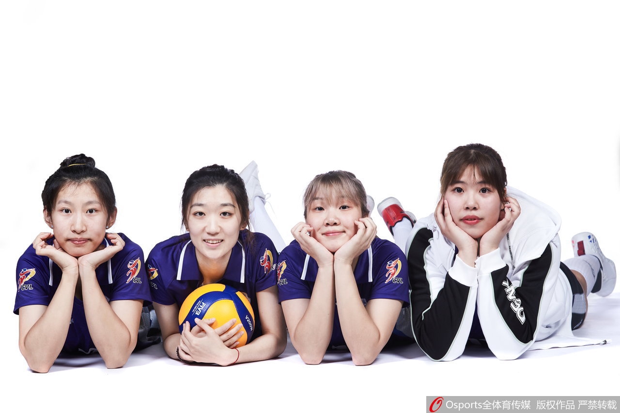 河北女排拍摄排超联赛官方写真