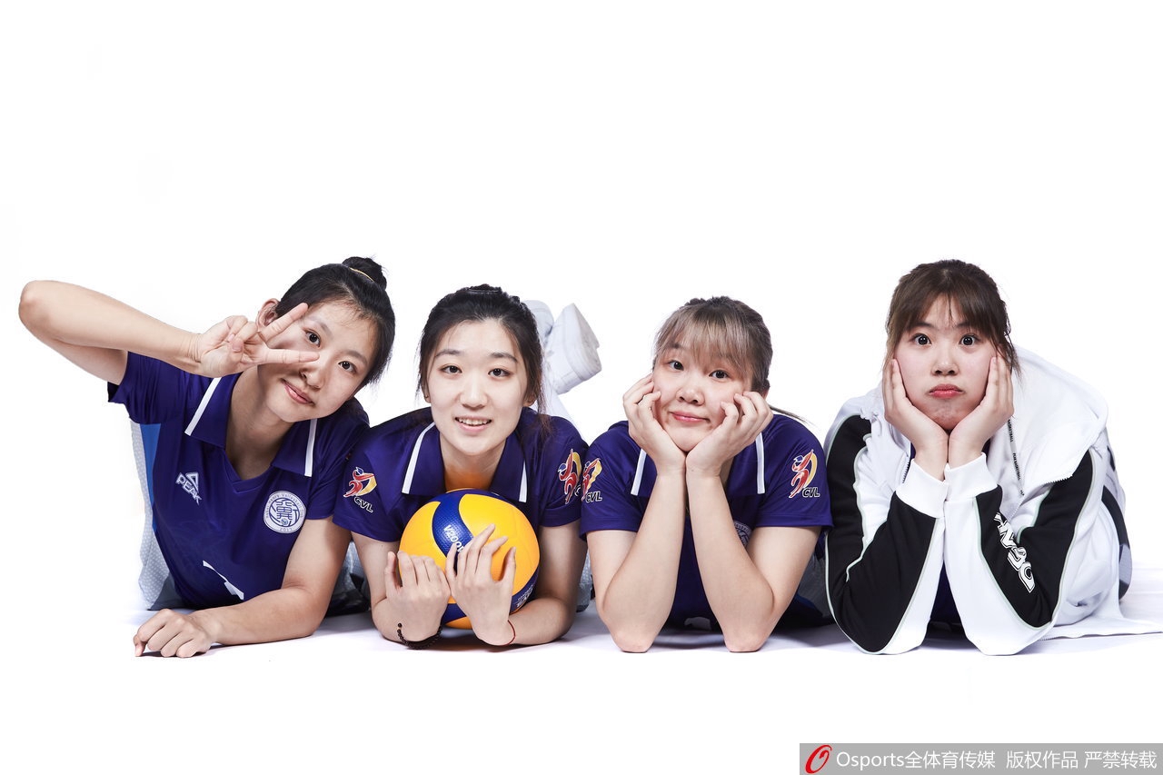 河北女排拍摄排超联赛官方写真