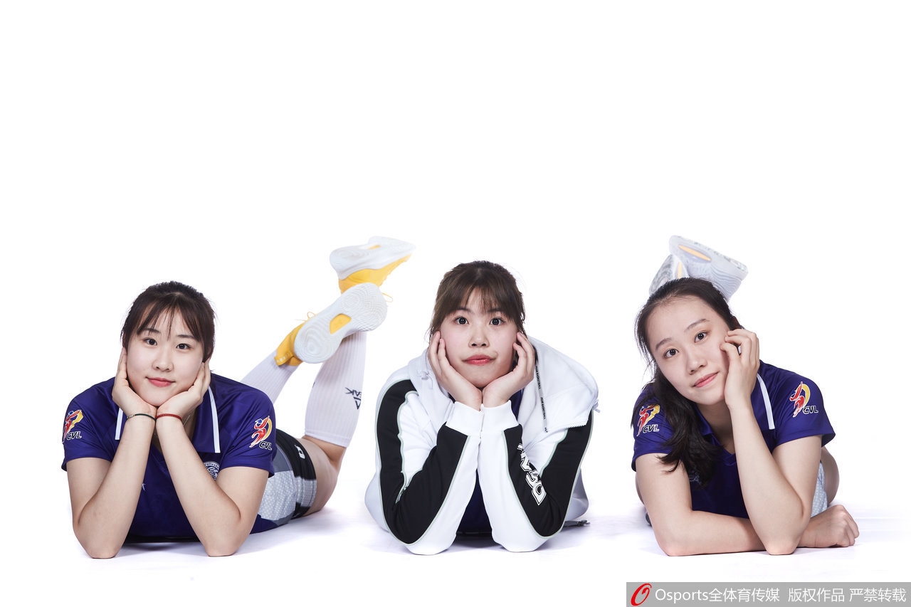 河北女排拍摄排超联赛官方写真