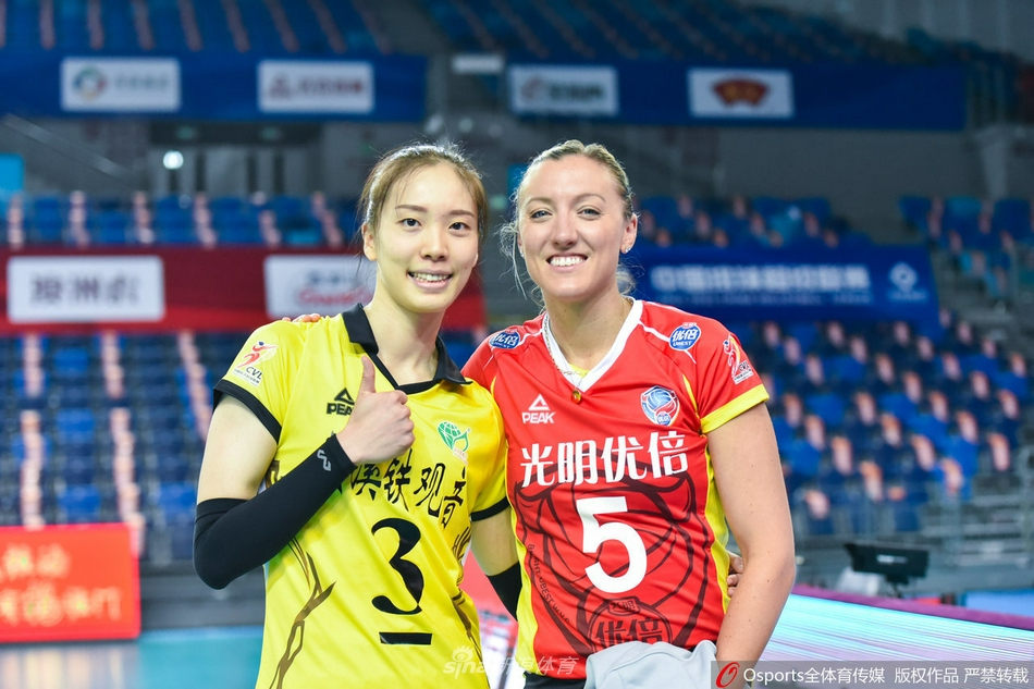 上海女排外援拉尔森让对手变迷妹