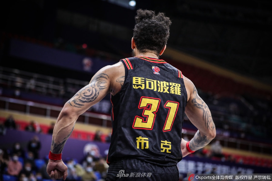 [CBA联赛]深圳104-97北京首钢