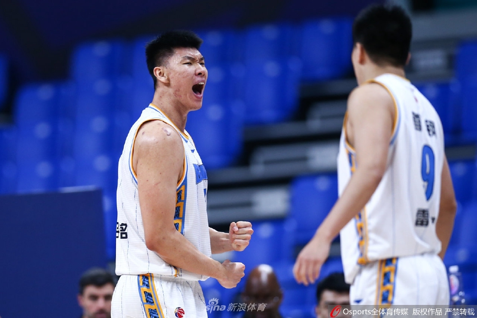 [CBA联赛]深圳104-97北京首钢