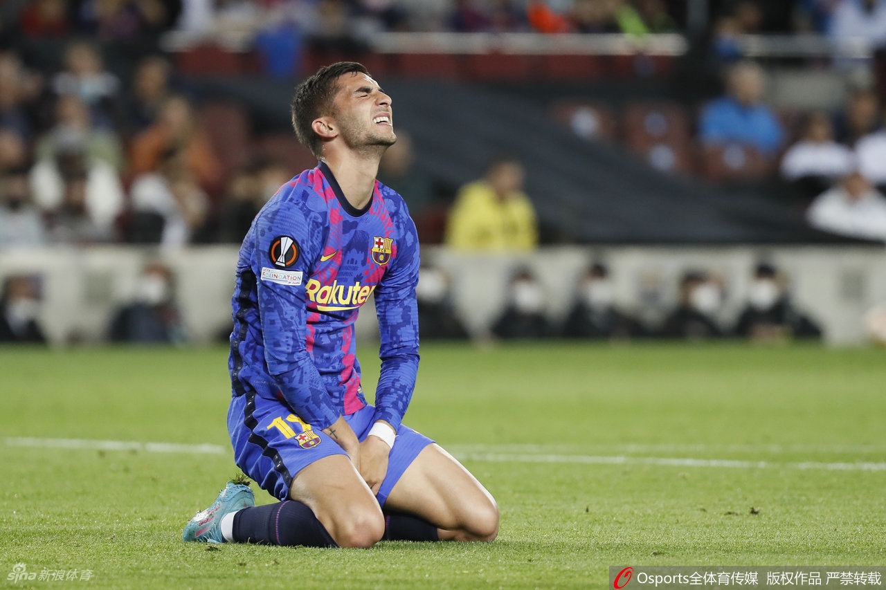 [欧联杯]巴萨1-1那不勒斯 托雷斯点球扳平