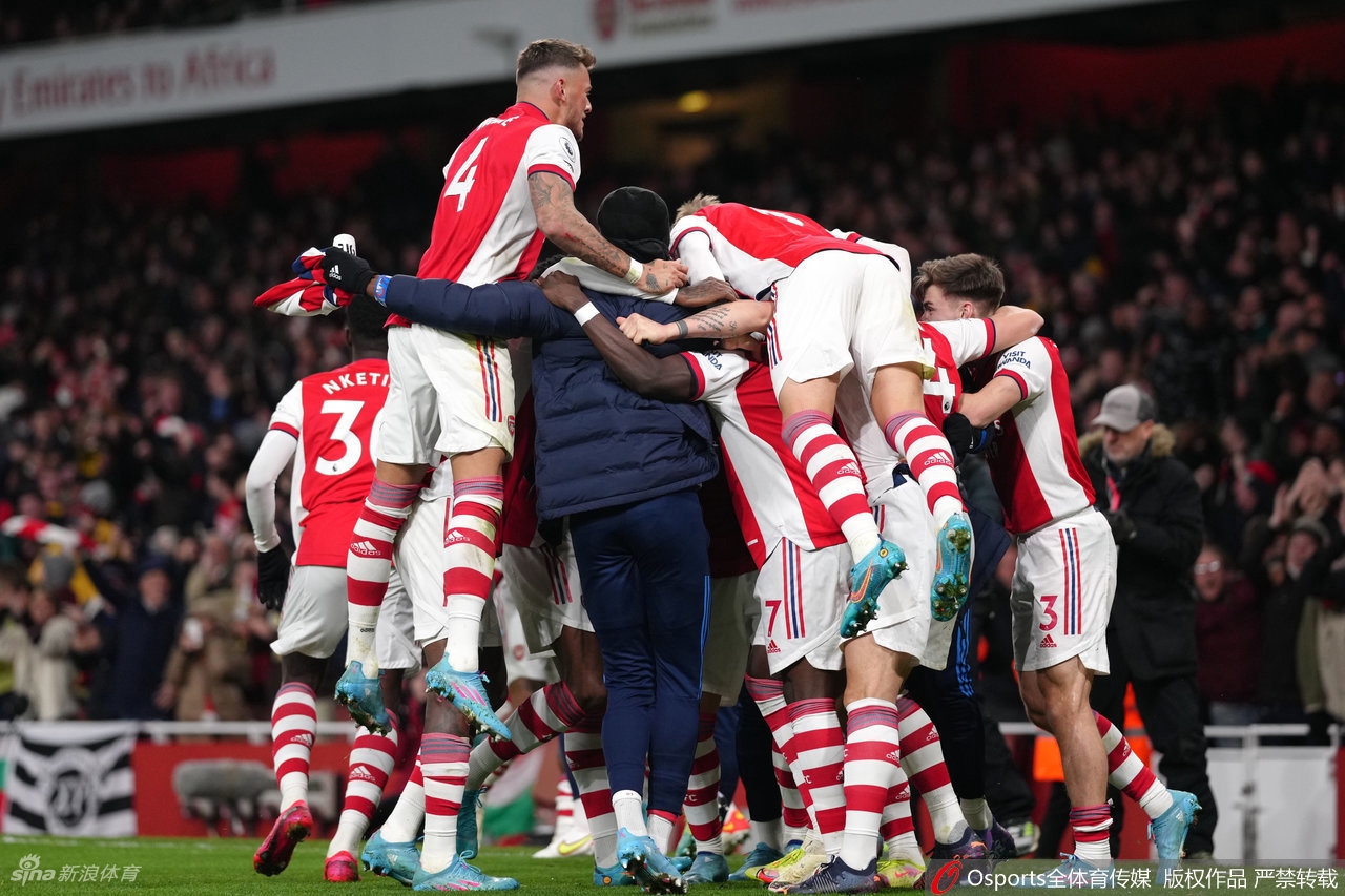 [英超]阿森纳2-1狼队 卡泽特补时绝杀