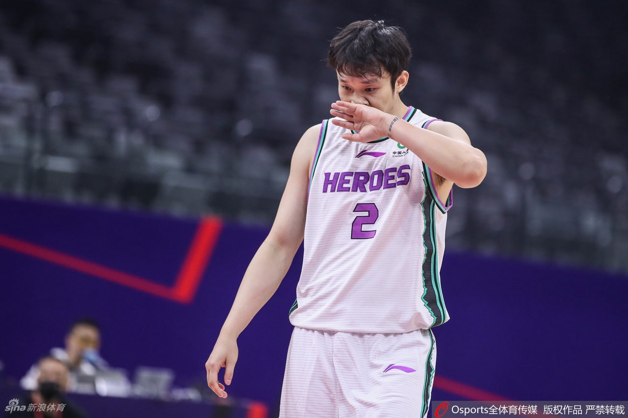 [CBA]天津117-114险胜山东