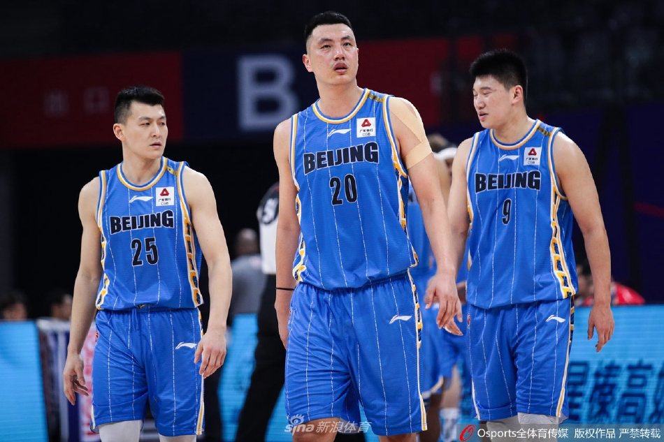 [CBA联赛]广州74：108负首钢