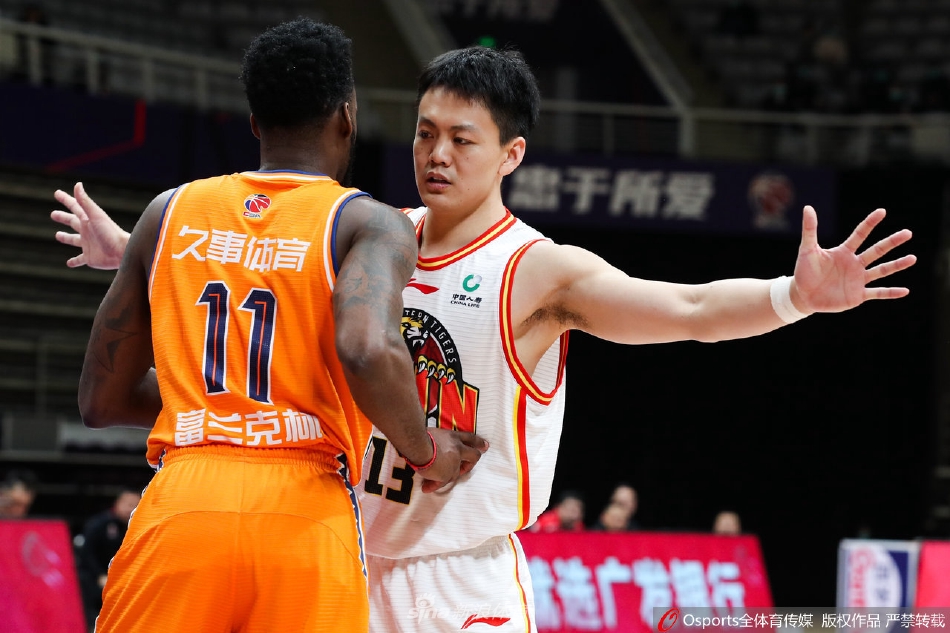 [CBA联赛]吉林118：108胜上海