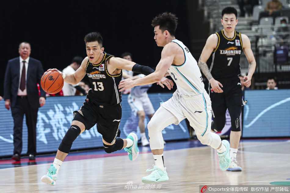 [CBA联赛]青岛101：111负辽宁