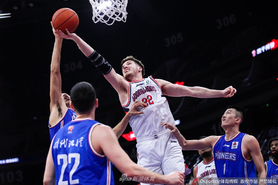 [CBA联赛]广州98：113负天津