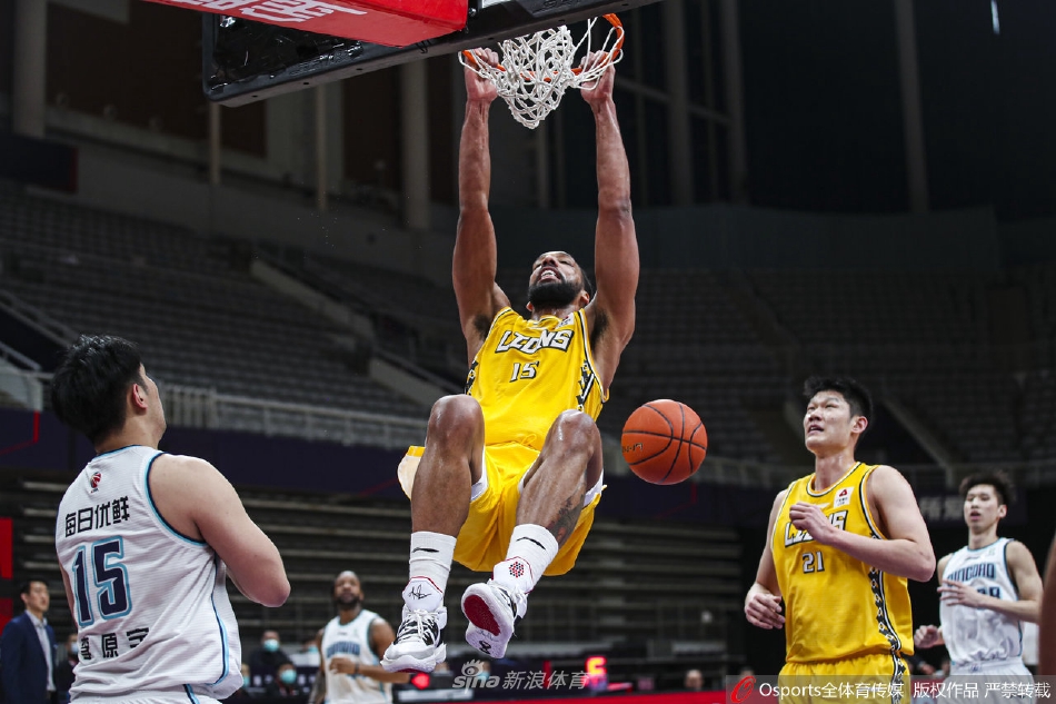 [CBA联赛]青岛89：121负浙江