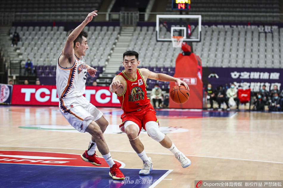 [CBA联赛]上海94：81胜吉林