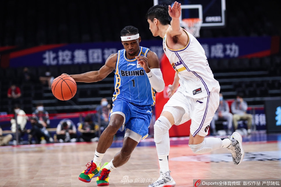 [CBA联赛]北京控股81：97负北京首钢