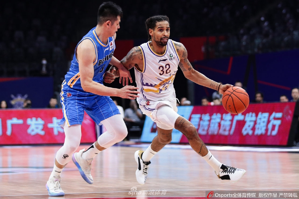 [CBA联赛]北京控股81：97负北京首钢