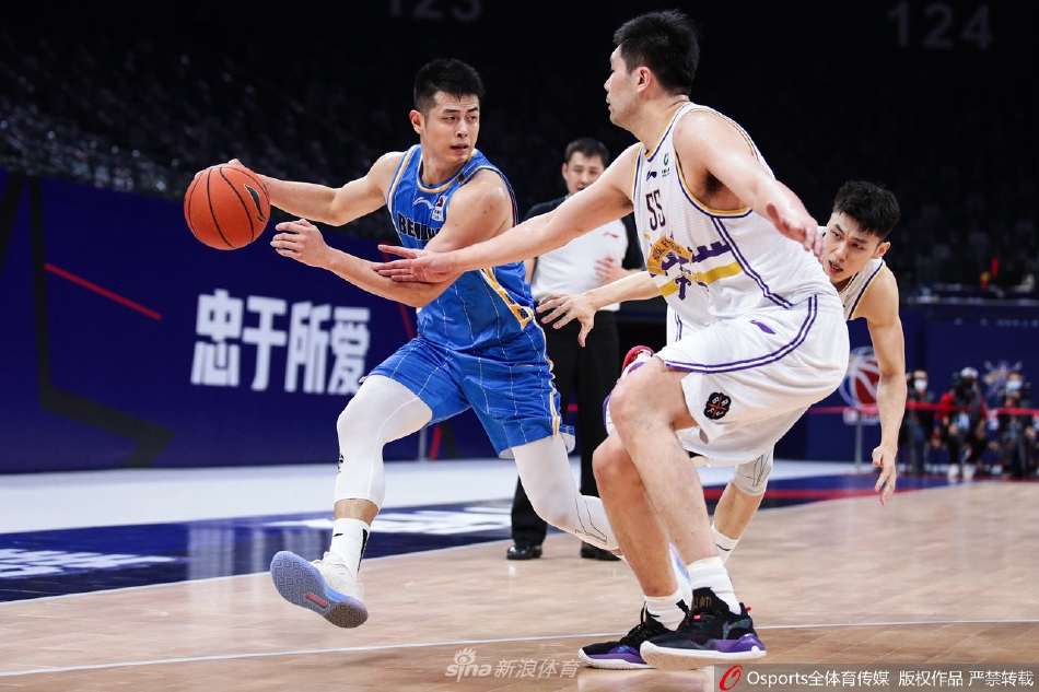 [CBA联赛]北京控股81：97负北京首钢