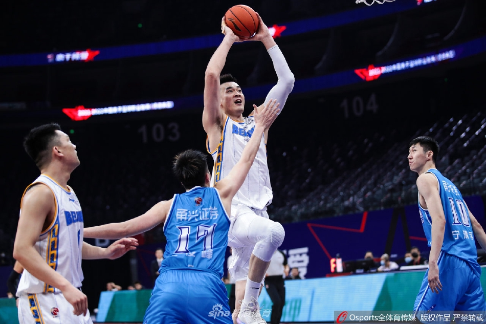 [CBA联赛]首钢106：70胜宁波