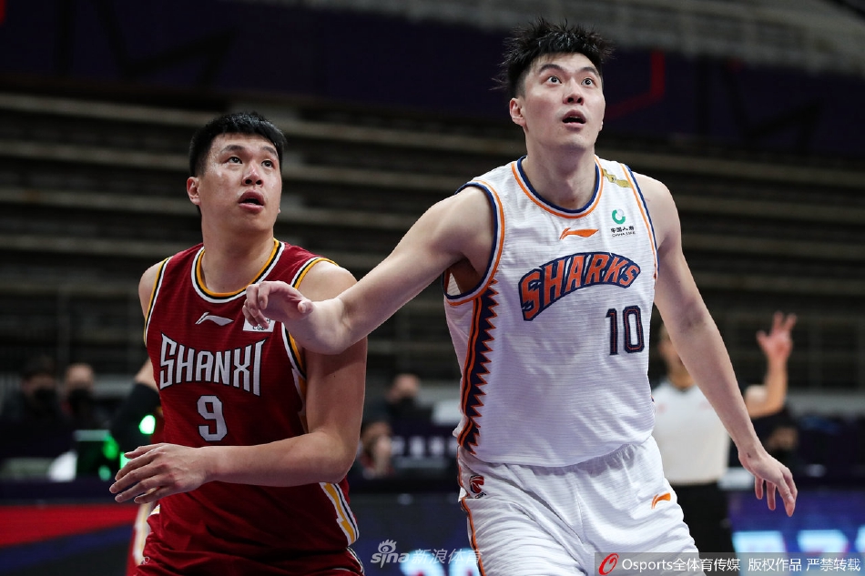 [CBA联赛]上海135：111胜山西