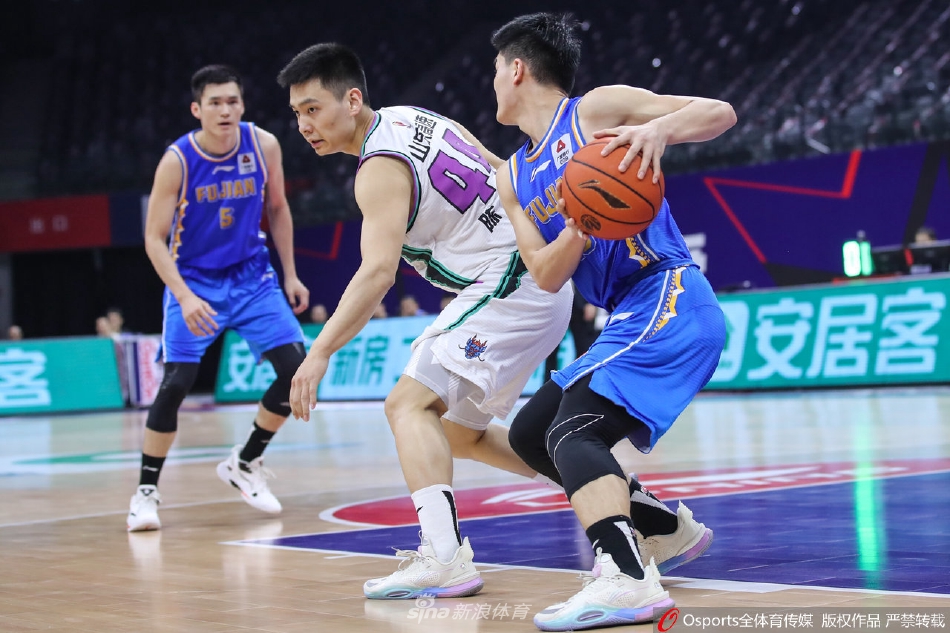 [CBA联赛]山东113：102胜福建