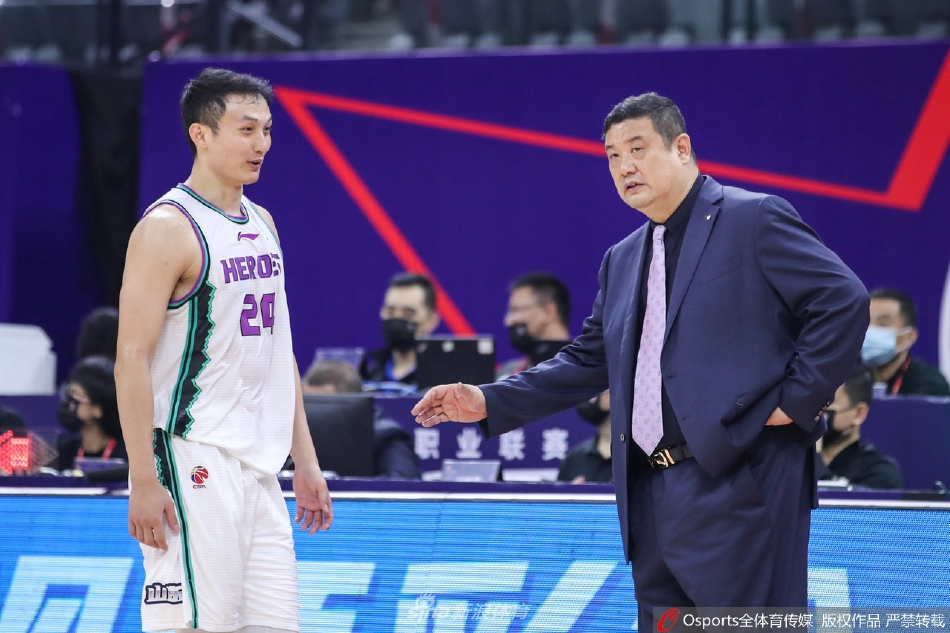 [CBA联赛]山东113：102胜福建