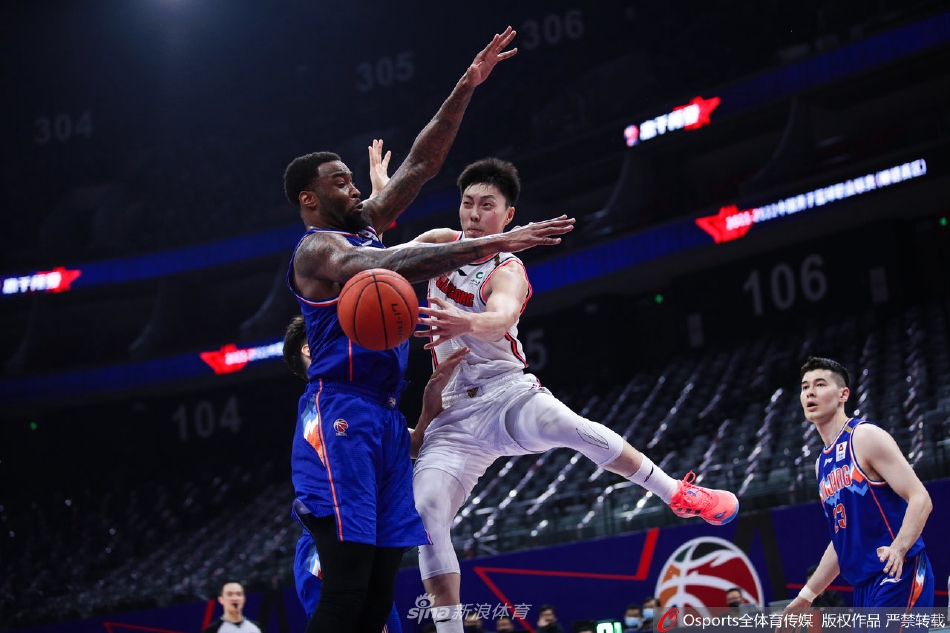 [CBA联赛]广东118：99胜新疆
