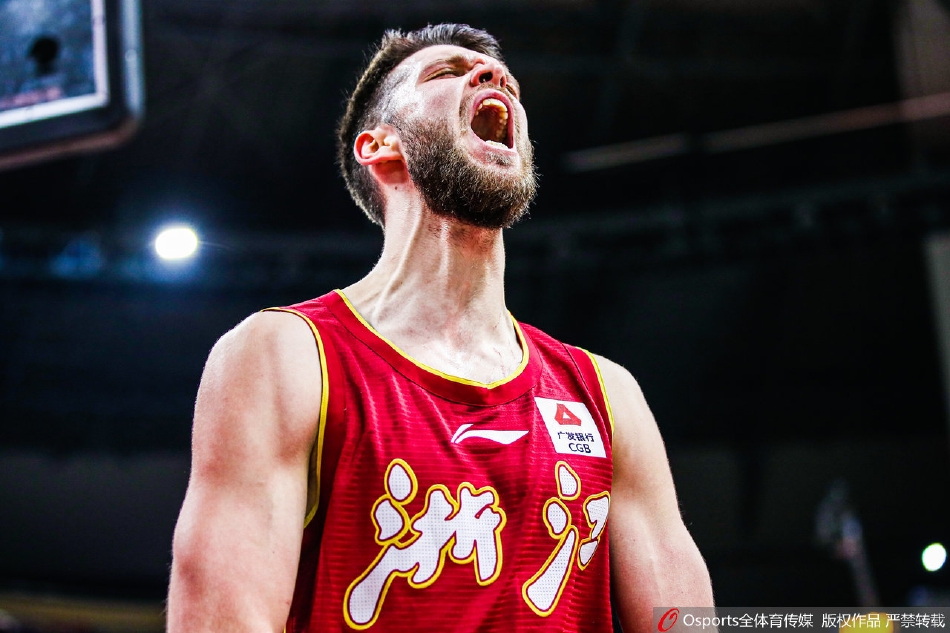 2021-2022赛季CBA联赛常规赛关键词：怒吼庆祝