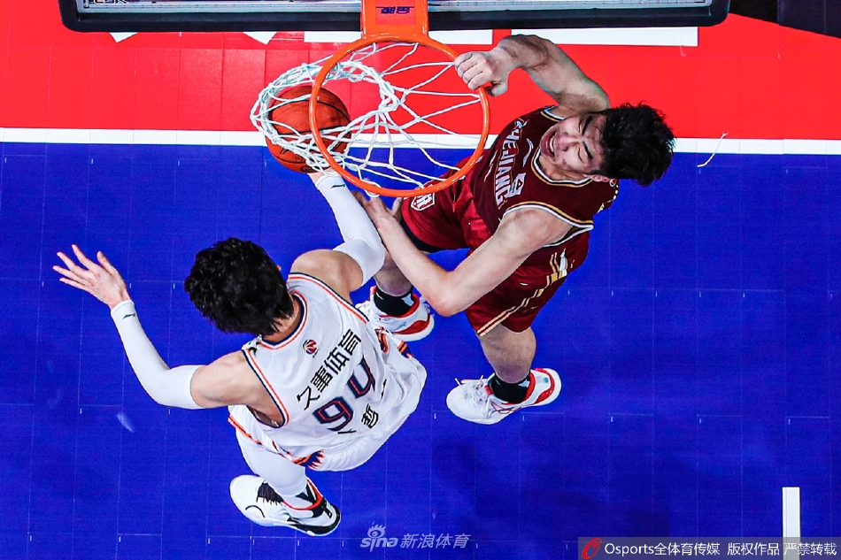 余嘉豪当选CBA联赛常规赛战马最佳星锐球员