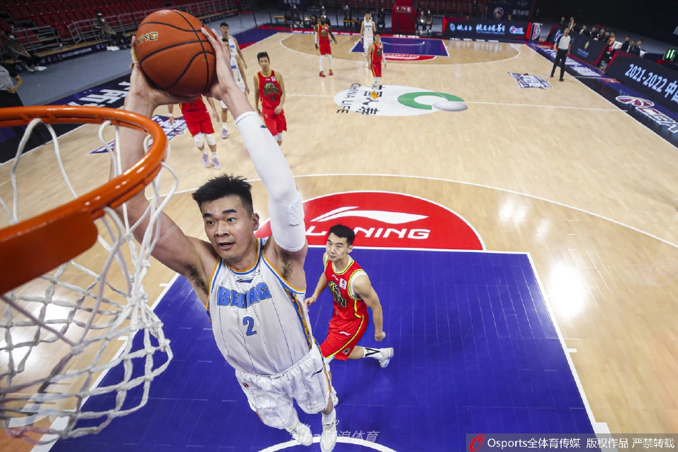 [CBA季后赛]首钢102：104负吉林