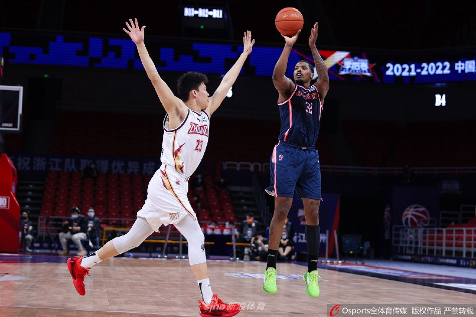 [CBA季后赛]浙江98：99负广东