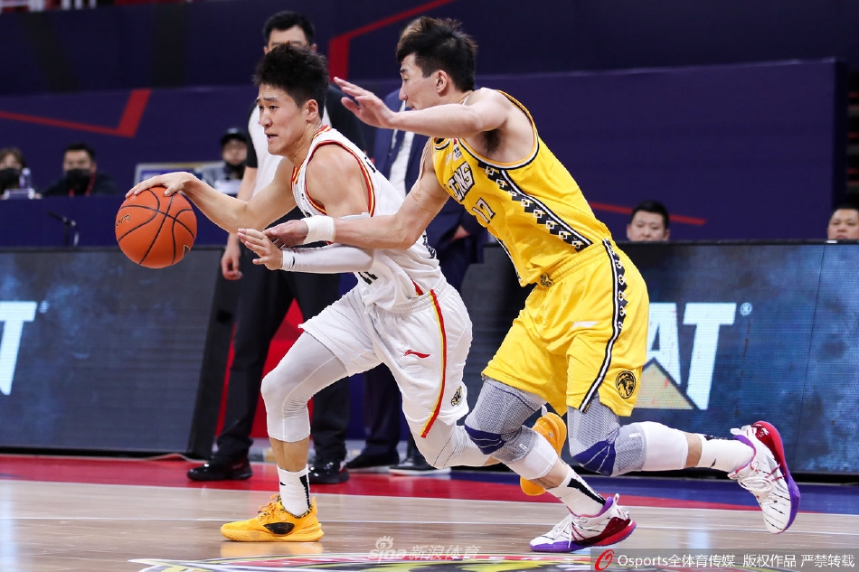 [CBA联赛]吉林100：110负浙江