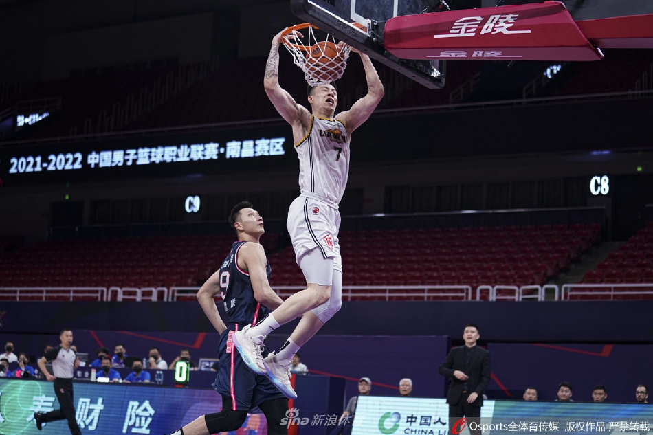 CBA联赛季后赛半决赛图片精选