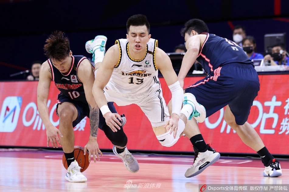 CBA联赛季后赛半决赛图片精选