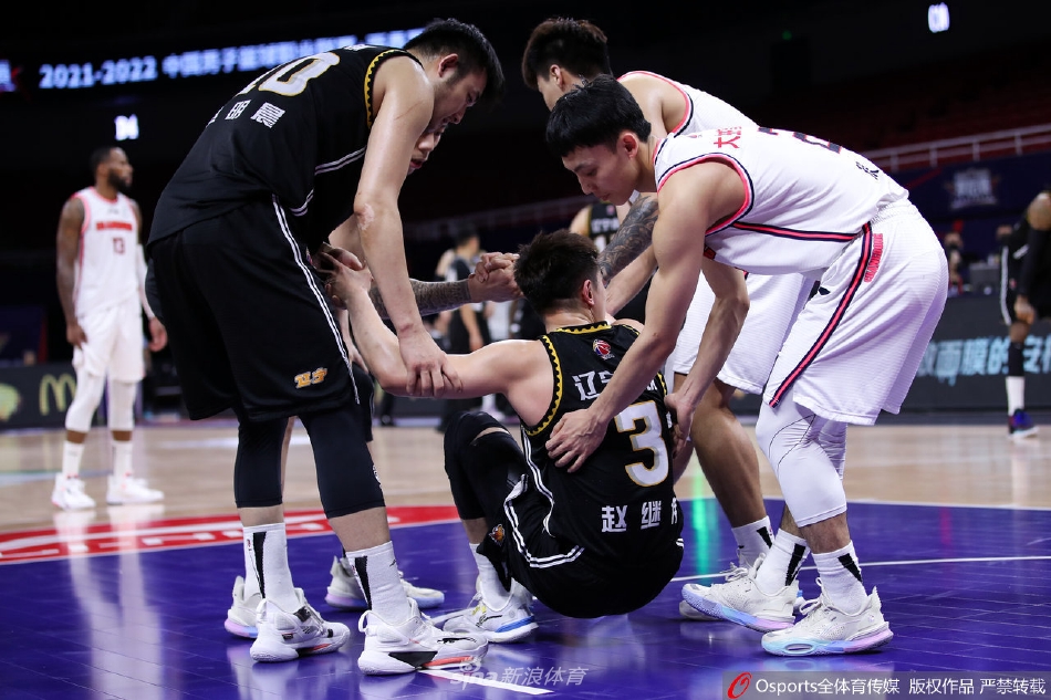 CBA联赛季后赛半决赛图片精选