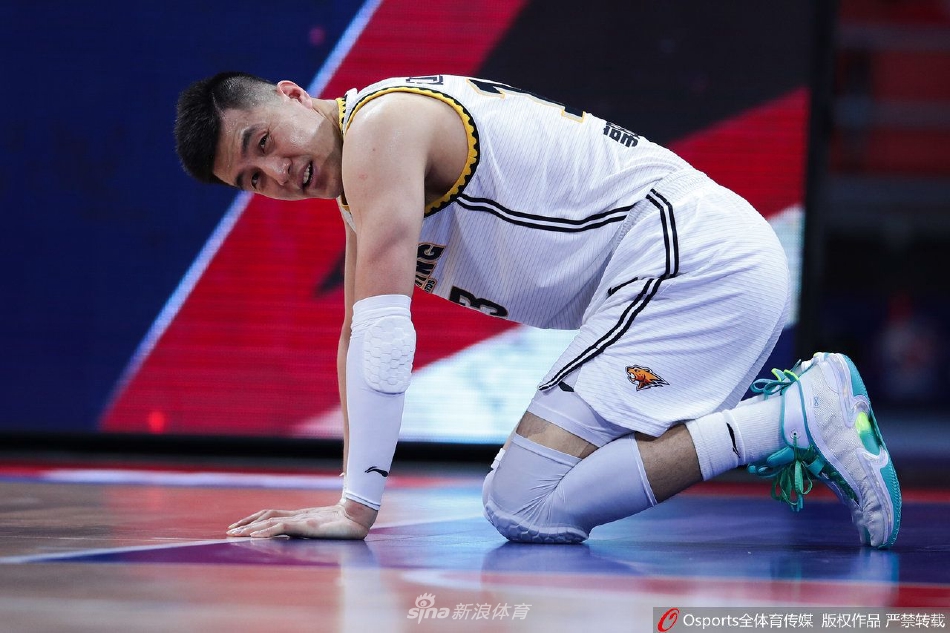 郭艾伦向辽宁队提出转会申请