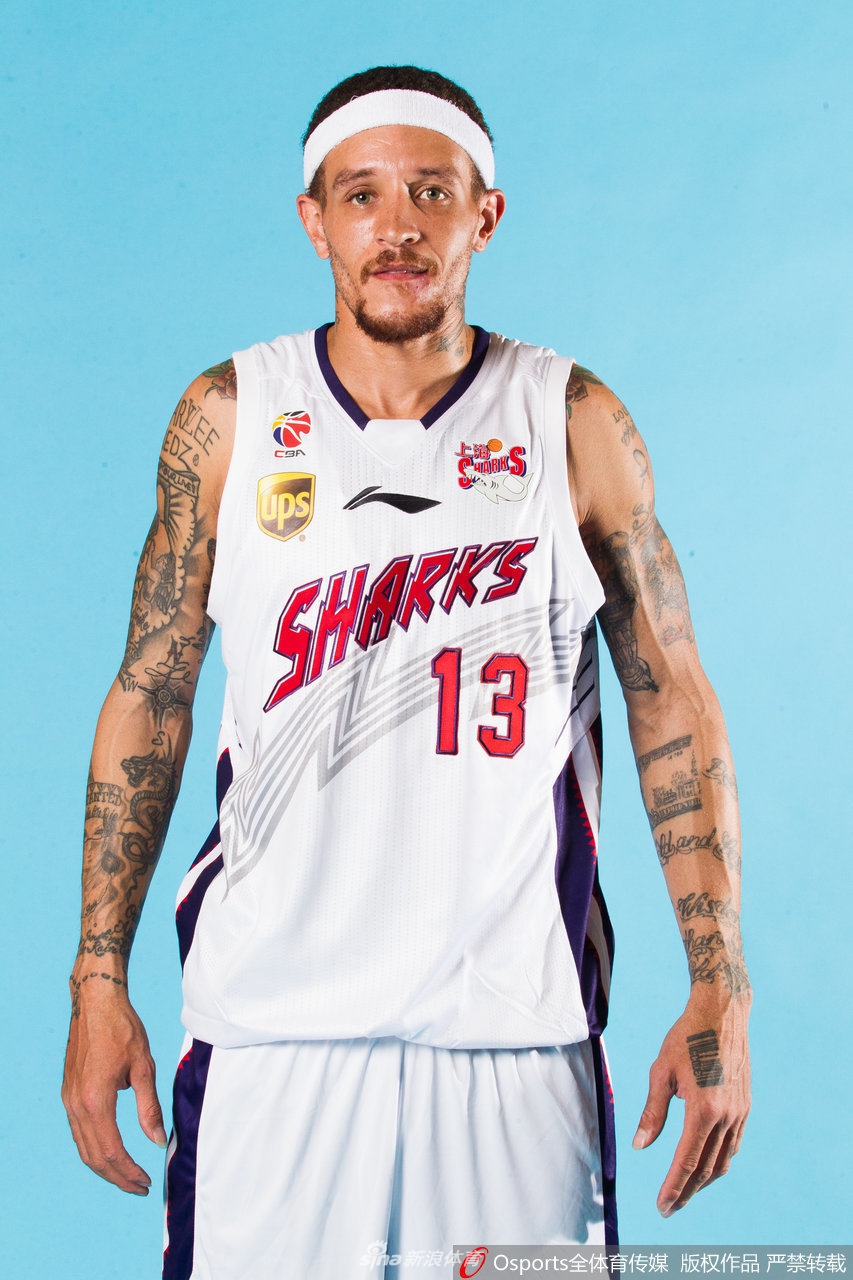 CBA上海队时期的韦斯特