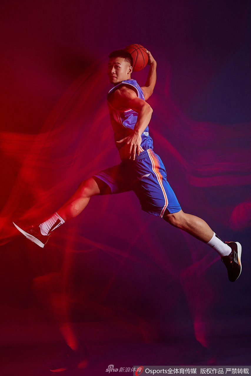 四川金荣实业队创意方写真