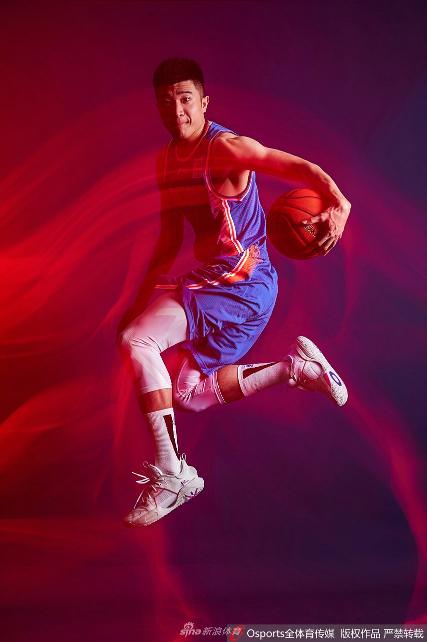 四川金荣实业队创意方写真