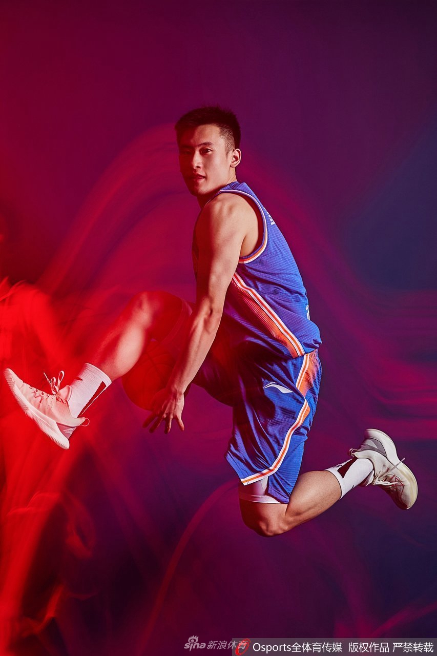 四川金荣实业队创意方写真