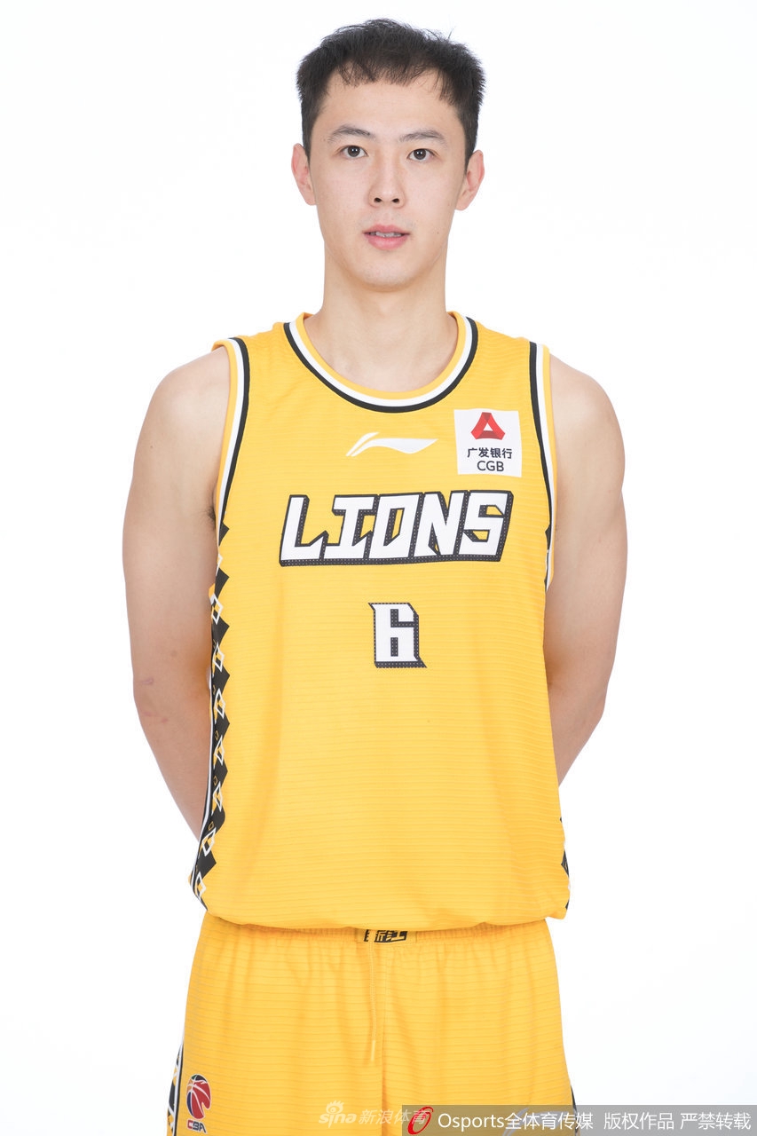 浙江广厦控股队官方写真